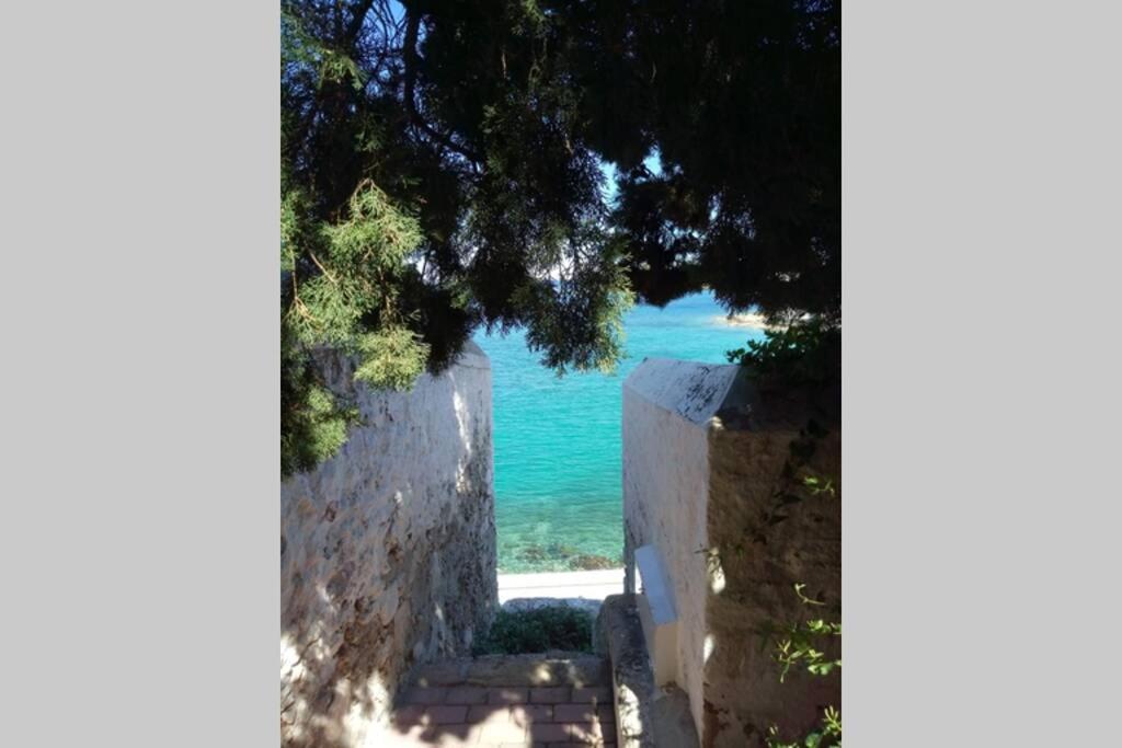 Sunblaze Studios1 Spetses المظهر الخارجي الصورة